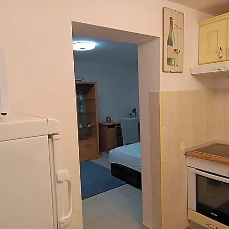 מלון Dani 3*