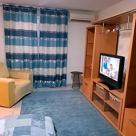 Dani מלון 3*